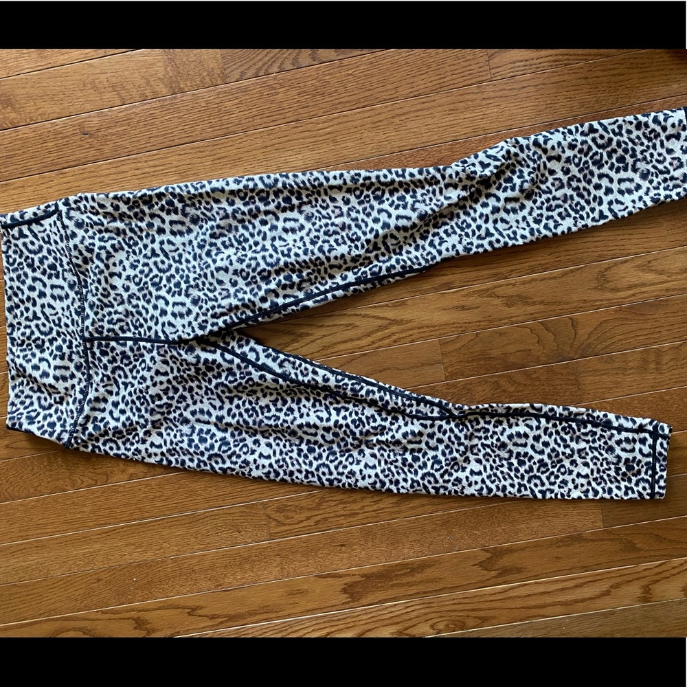 Muscle nation leopard leggings